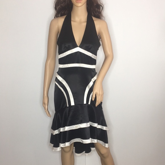 bebe High-Low Asymmetrical Hem Halter Style Top - Picture 2 of 14